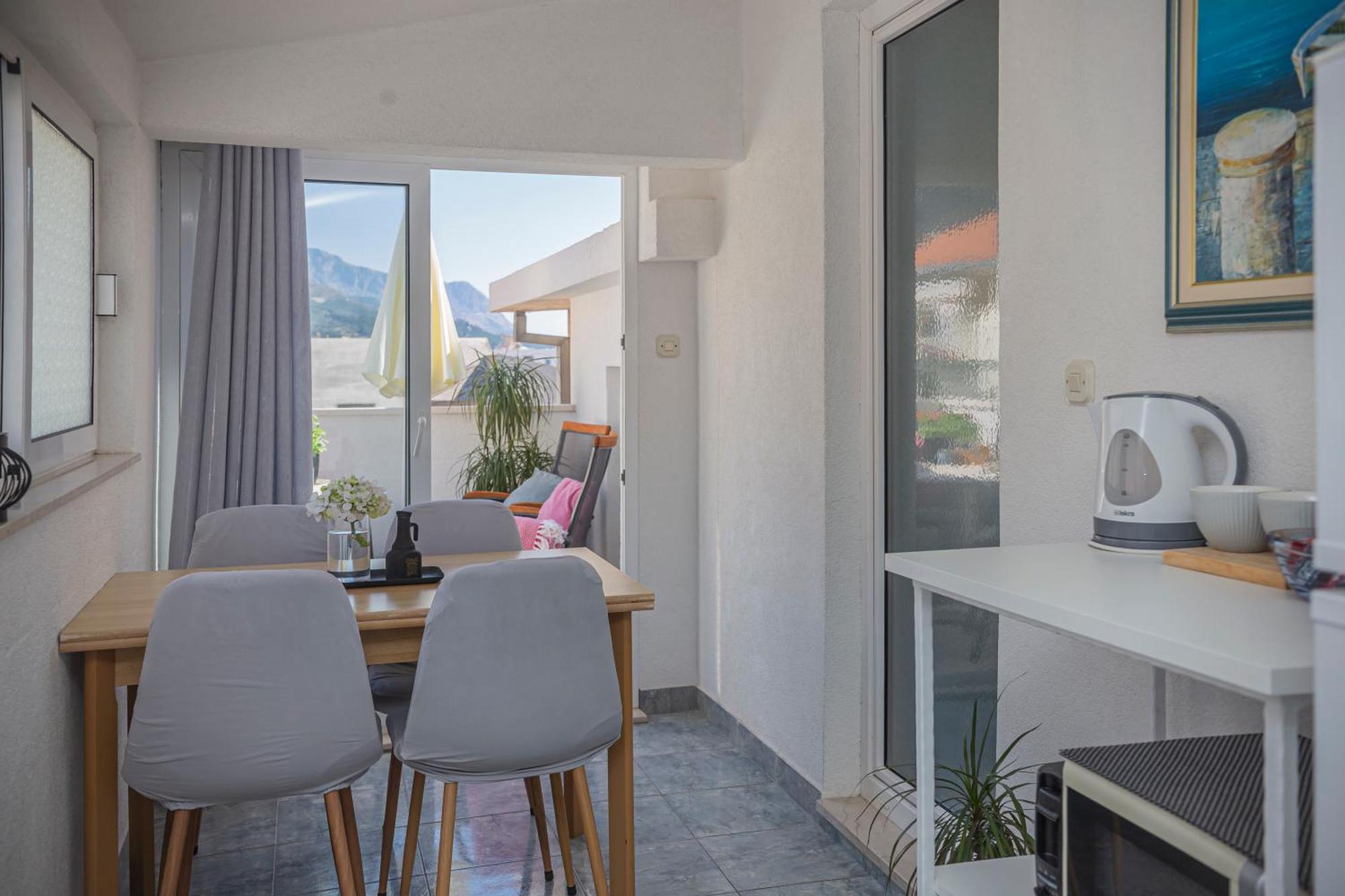 Apartmani Leo-Marin Makarska Exterior photo